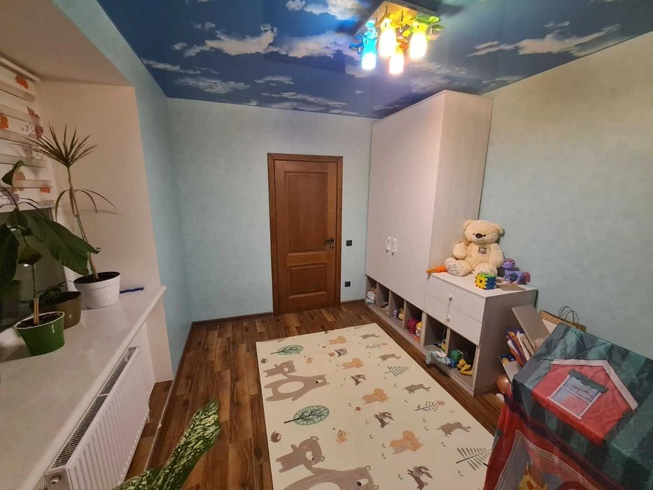 Продам 3х комнатную квартиру победа 1 новосторой жк Набережн