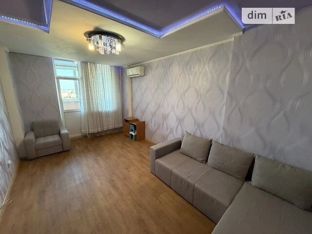 Продаж 2к квартири 71 кв. м на вул. Авіаконструктора Ігоря С