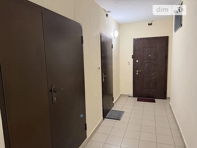 Продаж 2к квартири 71 кв. м на вул. Авіаконструктора Ігоря С