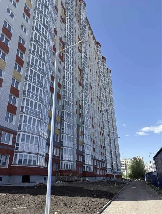 Best price! Selling a 1-room apartment in the Patriotika residential complex, Synevyr 23, with
