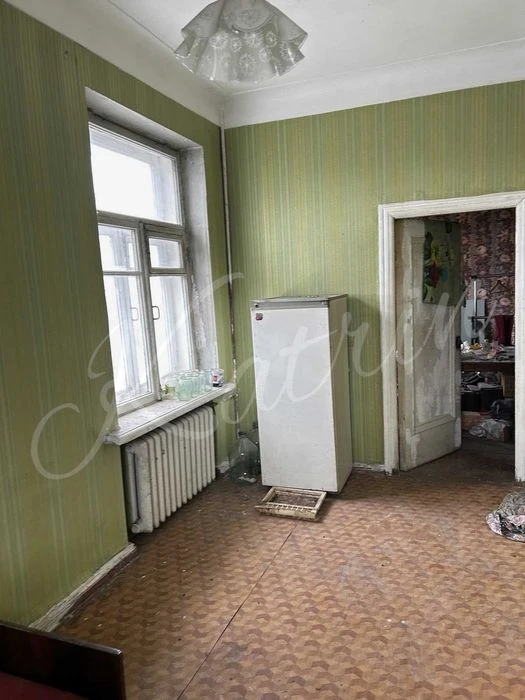 4-room apartment for sale in the center, Kharkivska Street