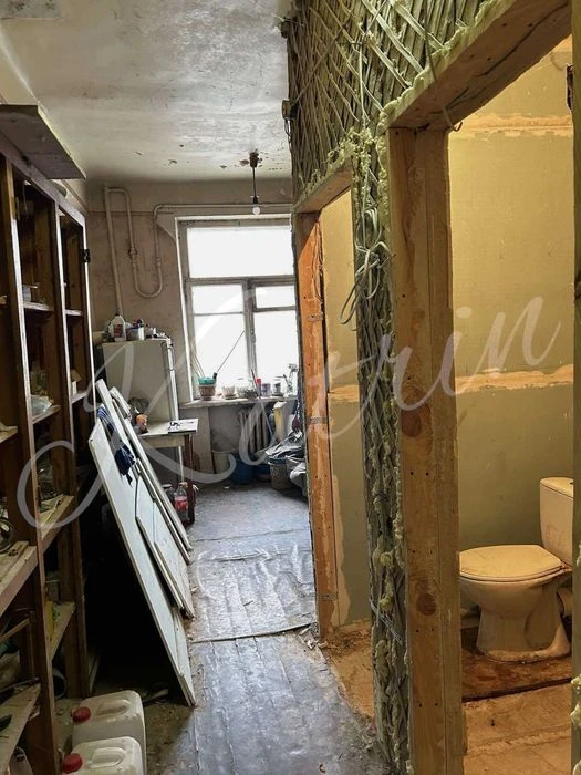 4-room apartment for sale in the center, Kharkivska Street