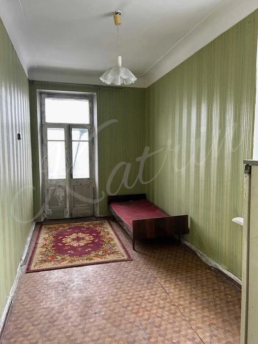 4-room apartment for sale in the center, Kharkivska Street