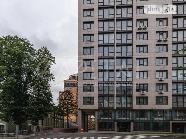 Sale of 2-room apartment 85.6 sq. m. on Vasylya Tyutyunnyka 28A street •