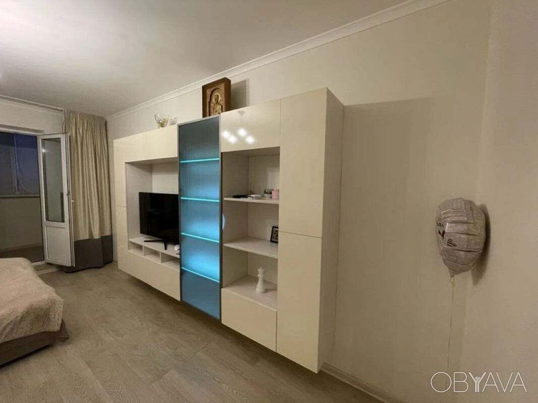 2-room apartment, 75 square meters. m