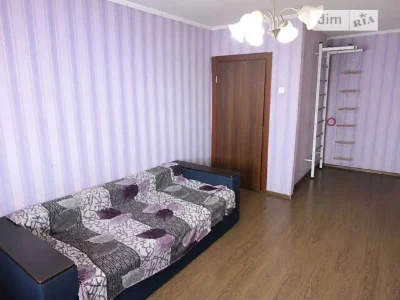 Sale of 1-room apartment 43 sq. m. on Akademika Zabolotnogo St. 12