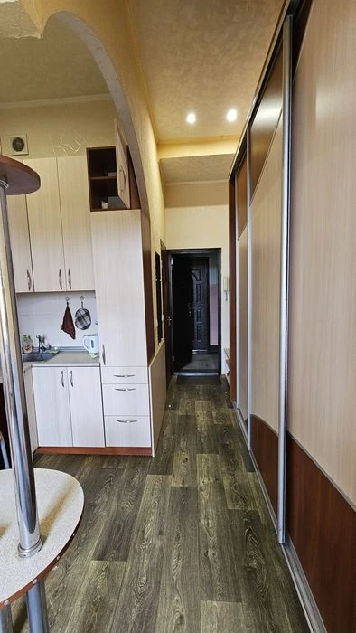 LS-5 Urgent sale of a smart apartment near the Vkzalna metro station