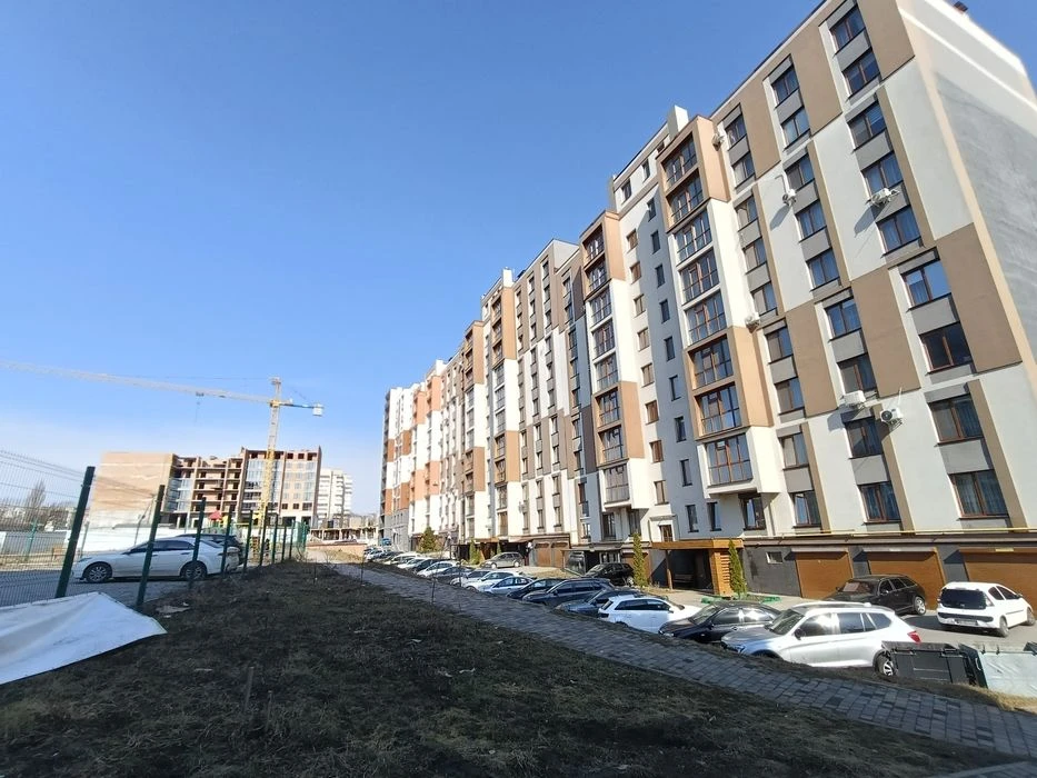 ТЕРМІНОВИЙ Продаж 2-х кімнатної квартири!!