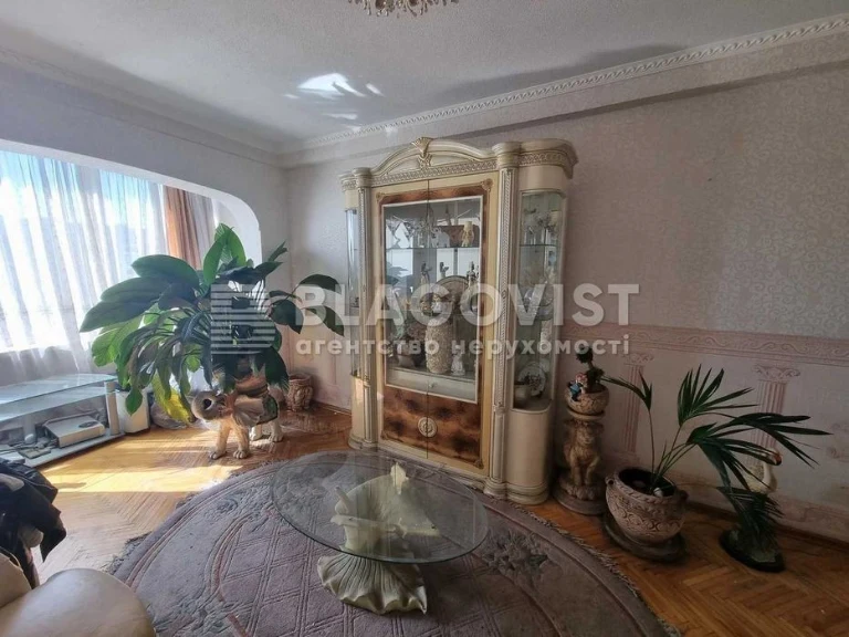 Urgent sale 3k Bereznyakivska 14a