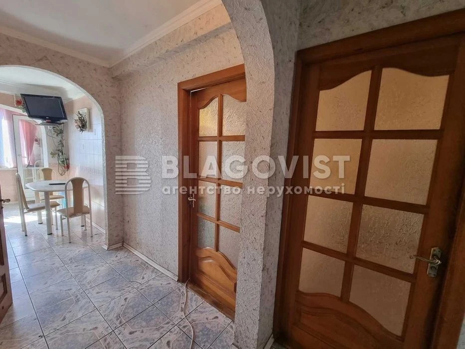 Urgent sale 3k Bereznyakivska 14a