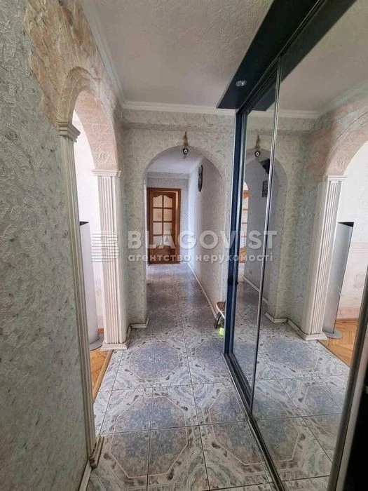 Urgent sale 3k Bereznyakivska 14a