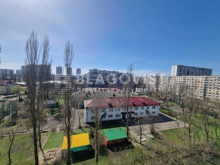 Urgent sale 3k Bereznyakivska 14a