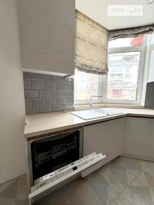 Sale of 5-room apartment 202.2 sq. m. on Vasylya Symonenka St. 5A •