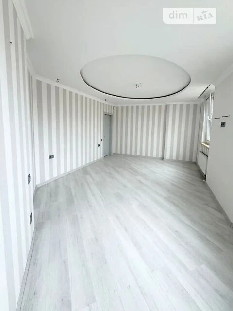 Sale of 5-room apartment 202.2 sq. m. on Vasylya Symonenka St. 5A •