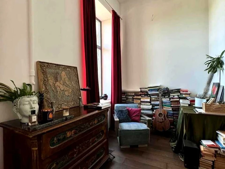 Apartment. Kyiv, Muzeyny Lane.