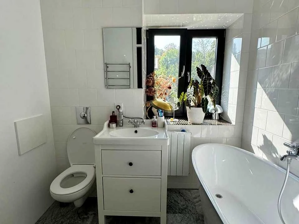 Apartment. Kyiv, Muzeyny Lane.