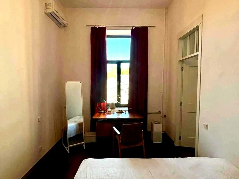 Apartment. Kyiv, Muzeyny Lane.