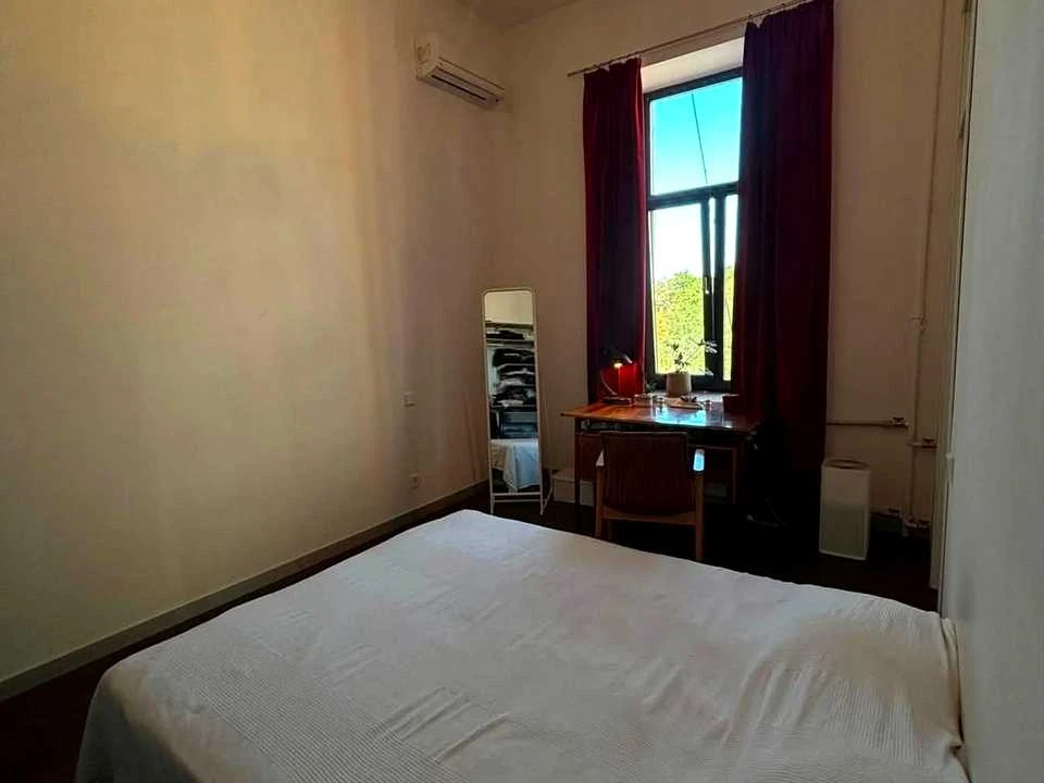Apartment. Kyiv, Muzeyny Lane.