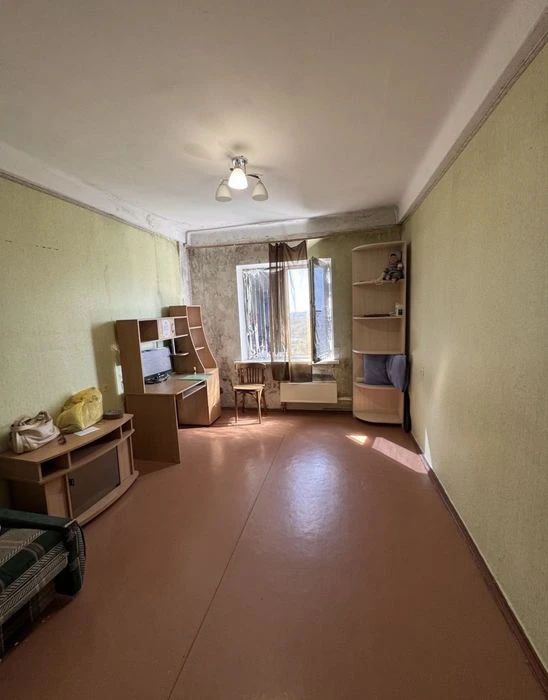 Продаётся 2 ком. кв. ул. Кремлёвская в Днепровском районе!