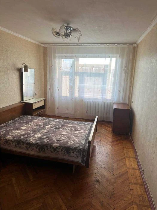 Продам 2 квартиру 656 м/р
