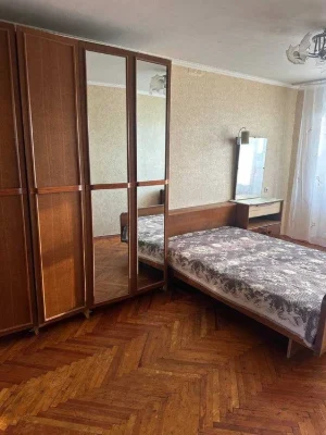 Продам 2 квартиру 656 м/р