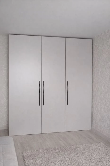 Spacious European-style two-room apartment of 54 m² with expensive renovation and a huge l