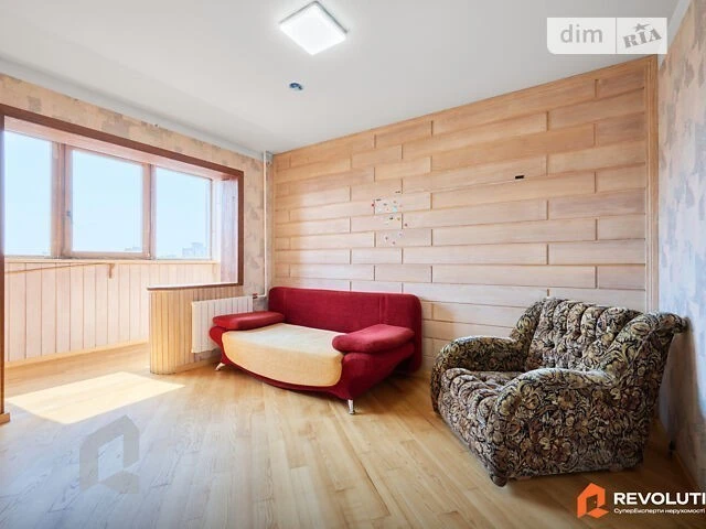 Sale of 3-room apartment 74.5 sq. m. on Ronald Reagan Street 8A •