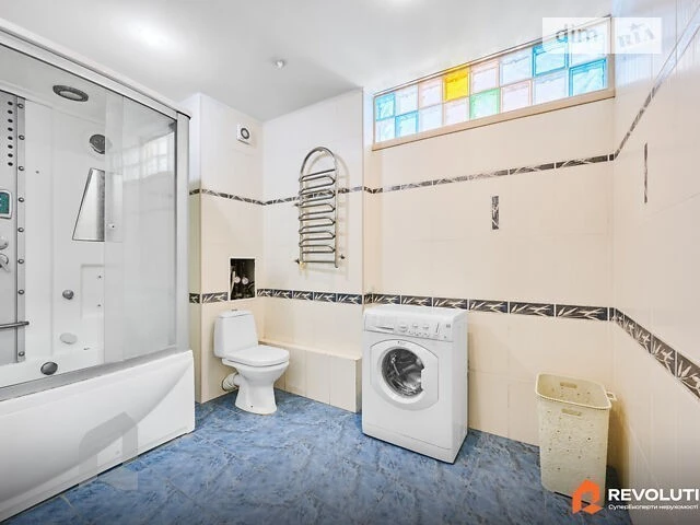 Sale of 3-room apartment 74.5 sq. m. on Ronald Reagan Street 8A •