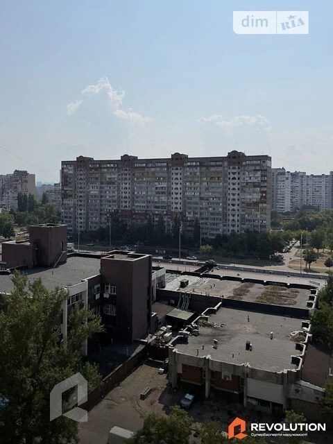Sale of 3-room apartment 74.5 sq. m. on Ronald Reagan Street 8A •
