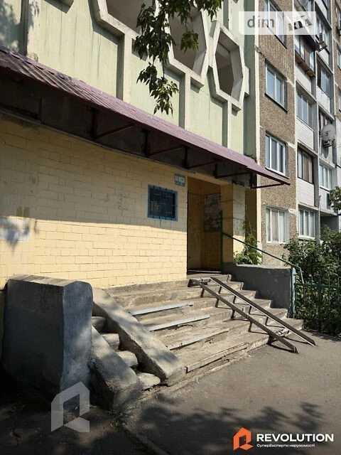 Sale of 3-room apartment 74.5 sq. m. on Ronald Reagan Street 8A •