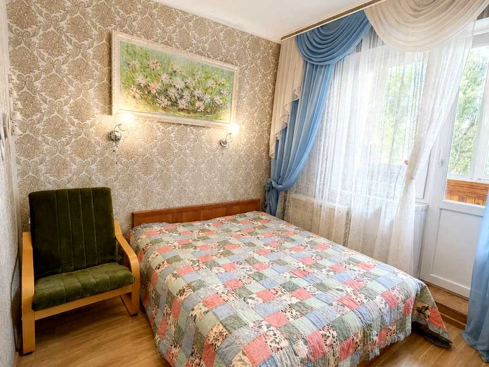 Apartment. Kyiv, Orihuvatska St. (Burmystenka)
