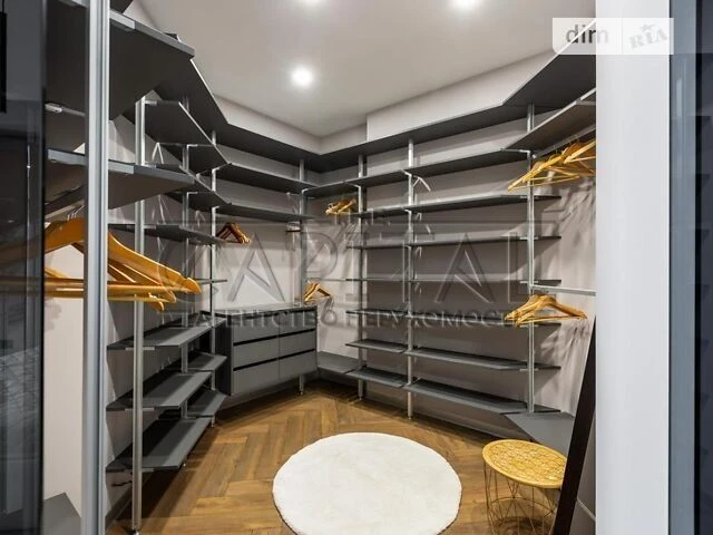 Продажа 4к квартиры 127 кв. м по ул. Василия Тютюнника 37/1 •