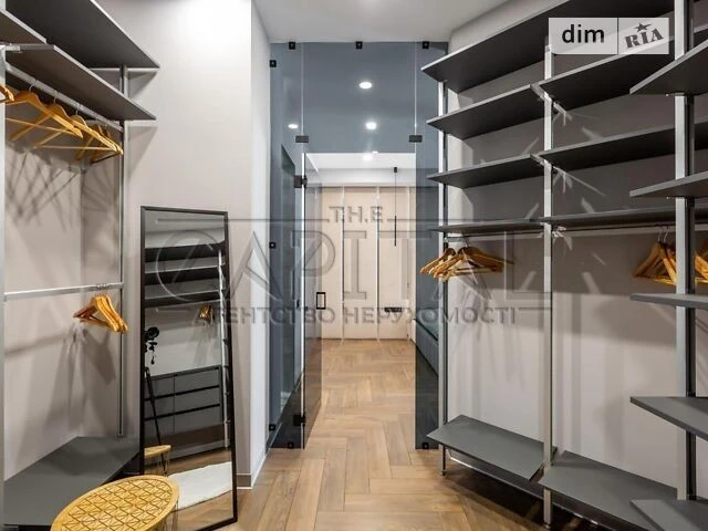 Продажа 4к квартиры 127 кв. м по ул. Василия Тютюнника 37/1 •