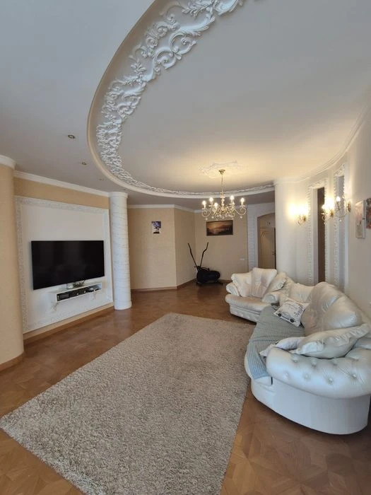 Sale of new residential complex Sozidatel center Soborny district
