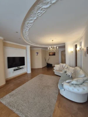 Sale of new residential complex Sozidatel center Soborny district