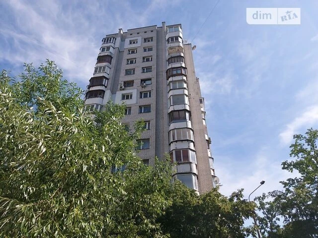 Sale of 3-room apartment 66.1 sq. m. on Mykhayla Kotelnikova 1 st.