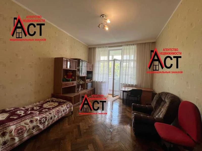 4-room apartment in the center, Kultury Street