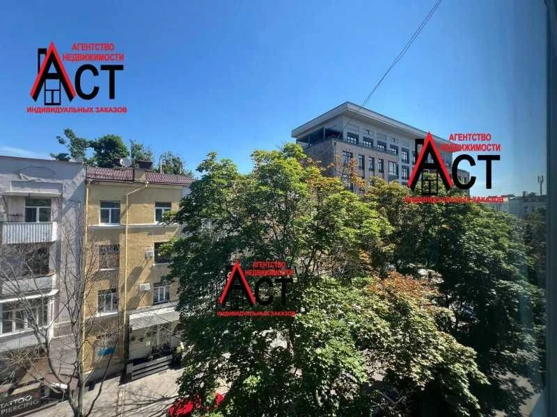 4-room apartment in the center, Kultury Street
