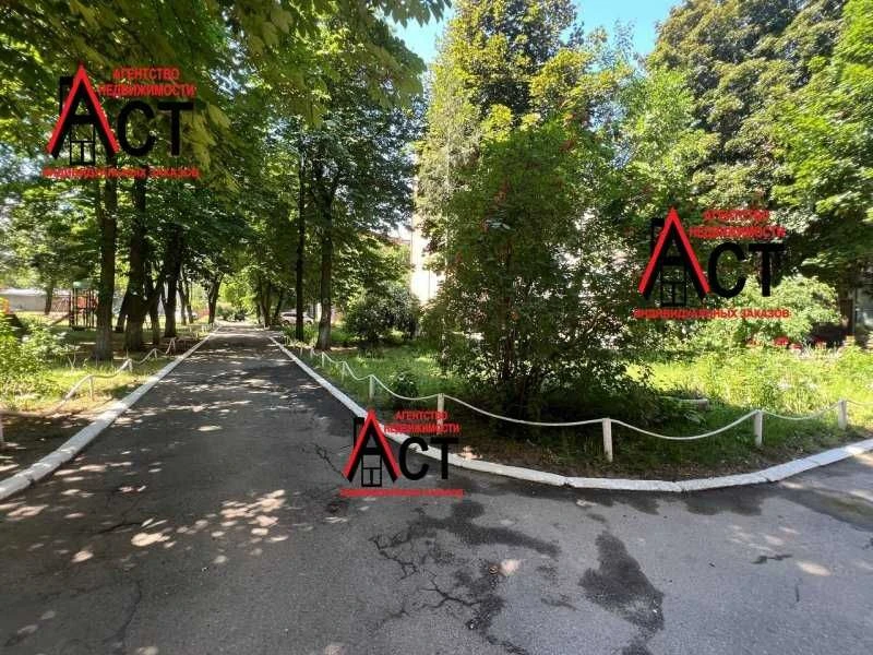 4-room apartment in the center, Kultury Street