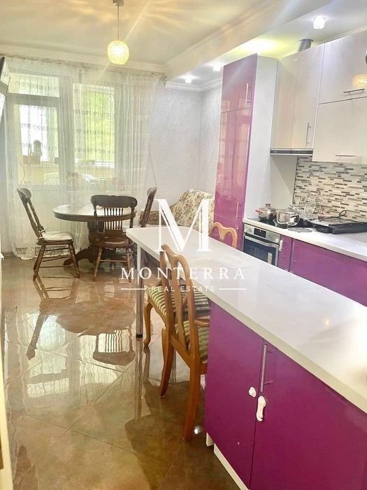Sale of a 1-room apartment with renovation, furniture and appliances in the residential complex "Sosn"