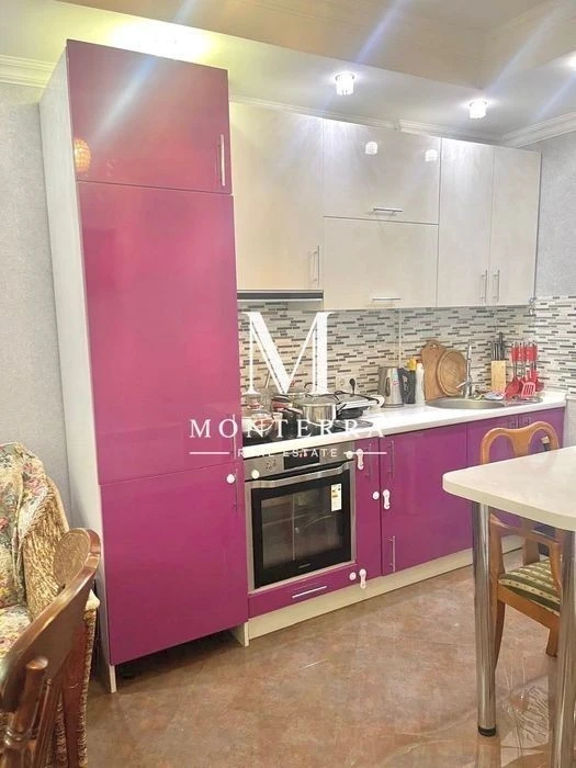 Sale of a 1-room apartment with renovation, furniture and appliances in the residential complex "Sosn"