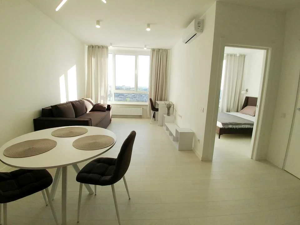 Apartment. Kyiv, Vsevolod Zmienko St.