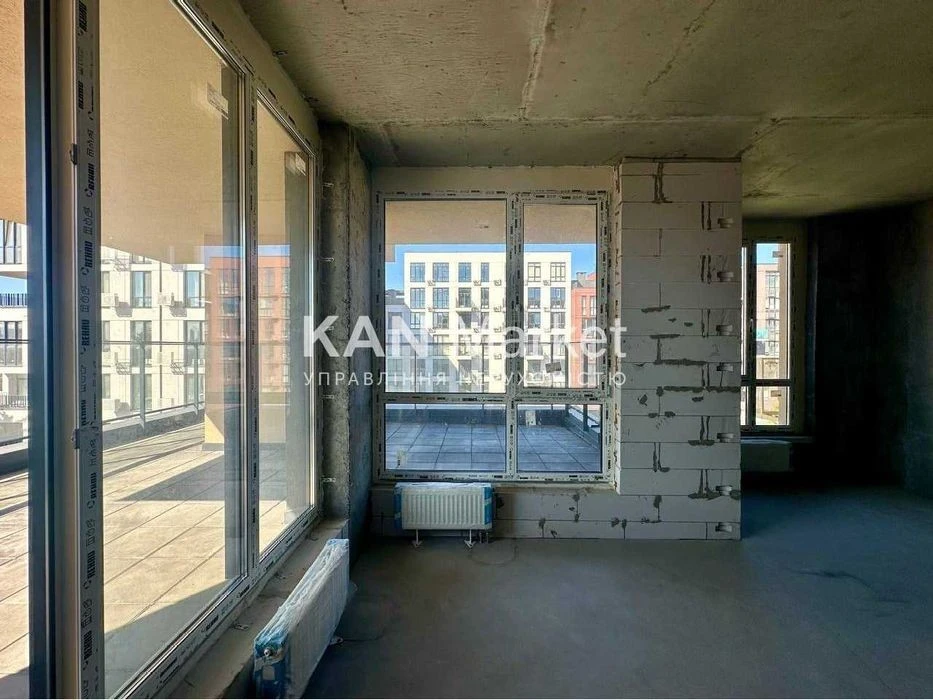 2-room apartment for sale 74.4 m² with a large terrace in Fine Town