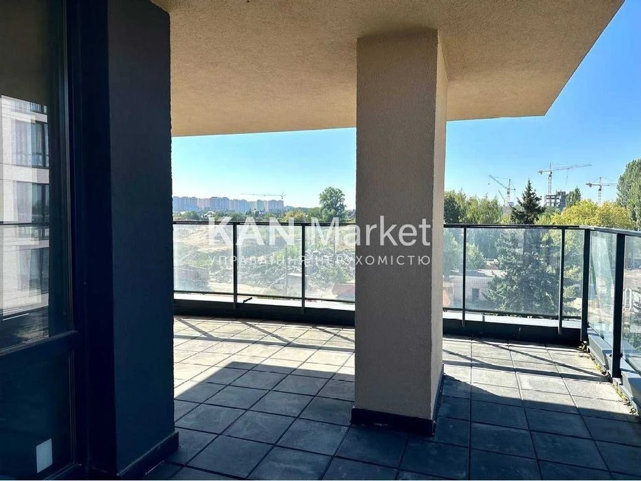 2-room apartment for sale 74.4 m² with a large terrace in Fine Town