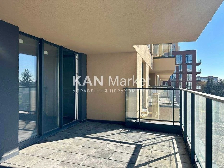 2-room apartment for sale 74.4 m² with a large terrace in Fine Town