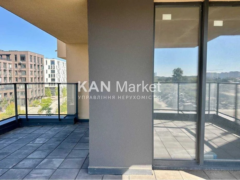 2-room apartment for sale 74.4 m² with a large terrace in Fine Town