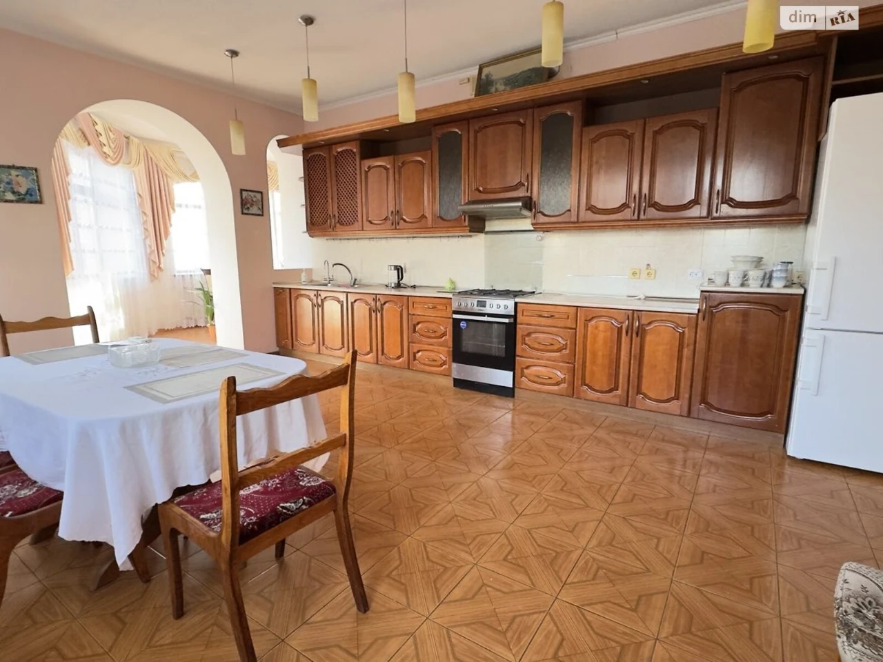 Long-term Rental House Kyivskyi