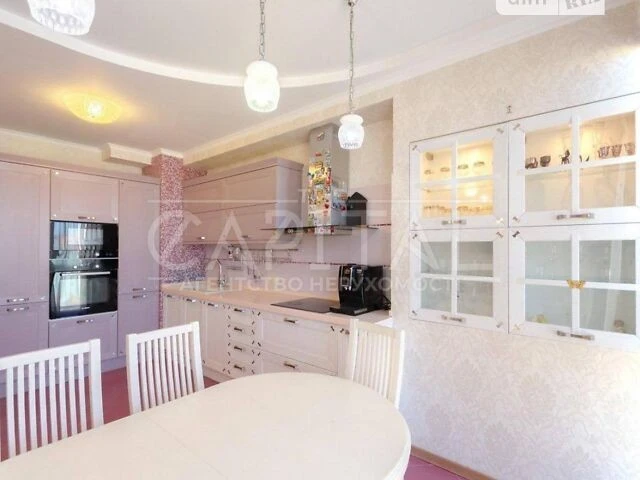 Sale of 4-room apartment 135 sq. m on Regeneratorna Street 4 • ID 34
