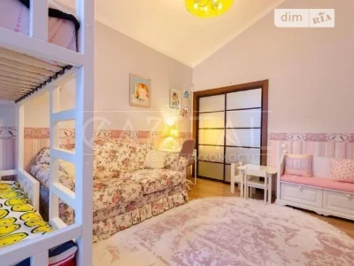 Sale of 4-room apartment 135 sq. m on Regeneratorna Street 4 • ID 34