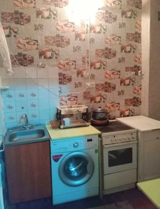 2 комнаты в коммуне на Прохоровской, 472467